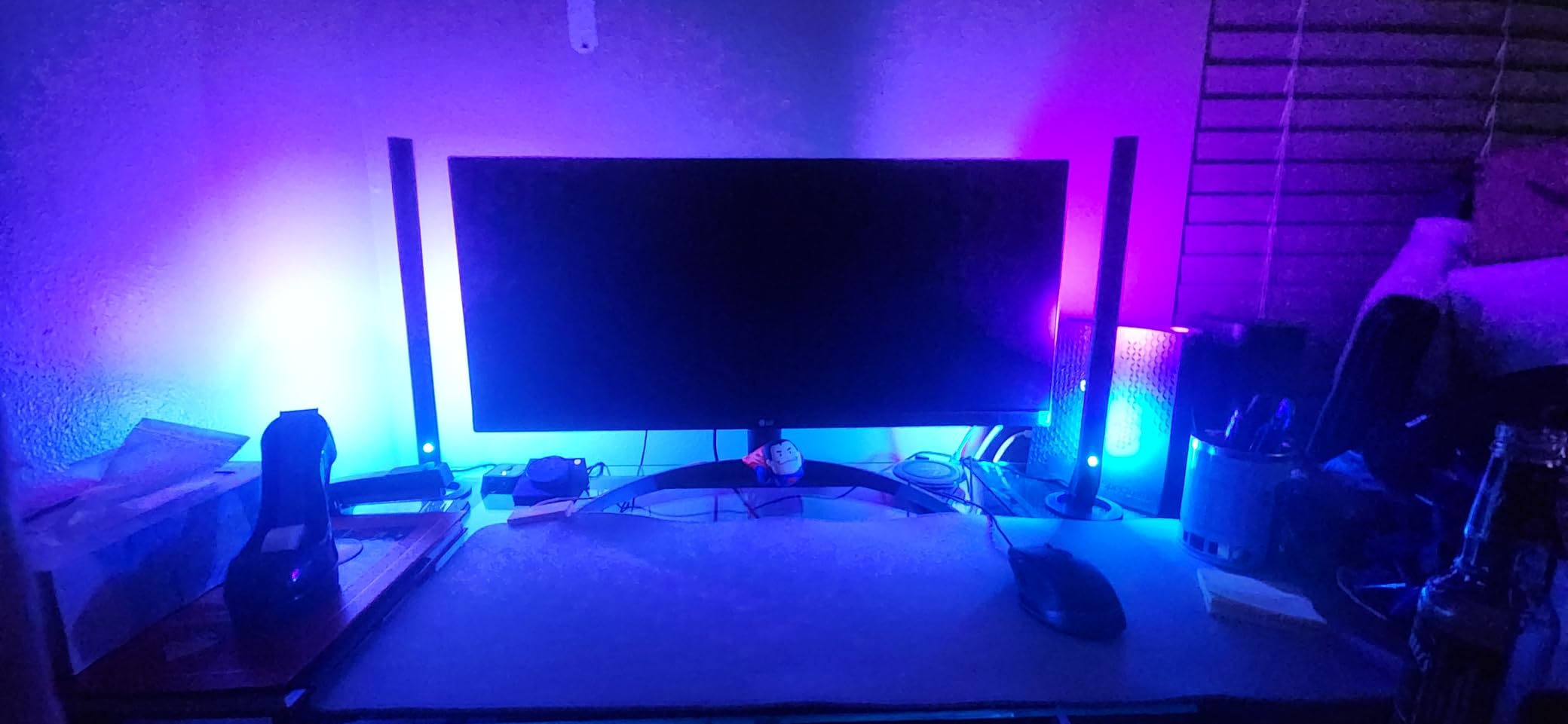 Govee RGBIC Gaming Light Bars H6047 with Smart Controller, Wi-Fi Smart LED Gaming Lights with Music Modes and 60+ Scene Modes, Works with Alexa & Google Assistant, Game Room Lights Decor customer photo 2