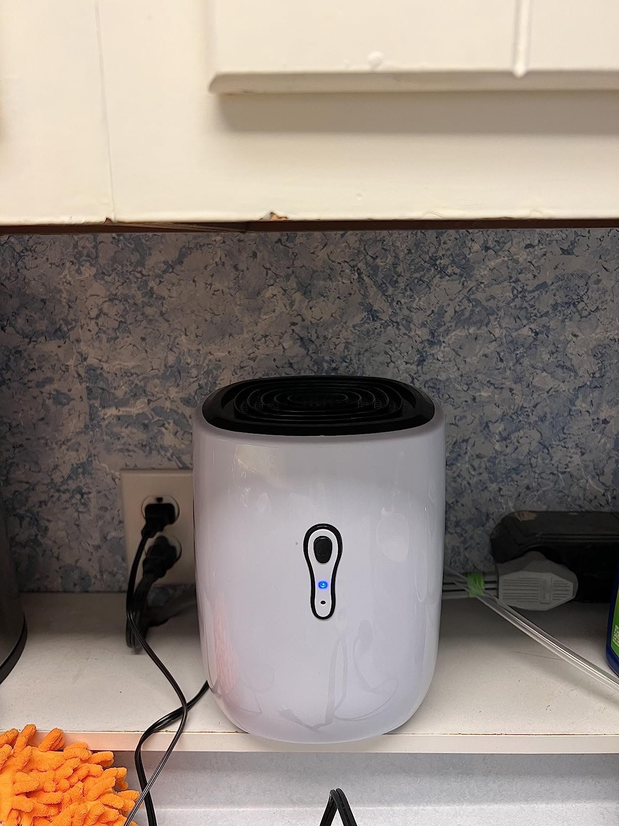 Dehumidifiers for Home 27oz(800ml) Small Auto Shut off Dehumidifiers with Drain Hose,Portable Ultra Quiet Mini Dehumidifier Effective for Bathroom, Basement, Garage, RV, Gun Safe, Closet customer photo 1