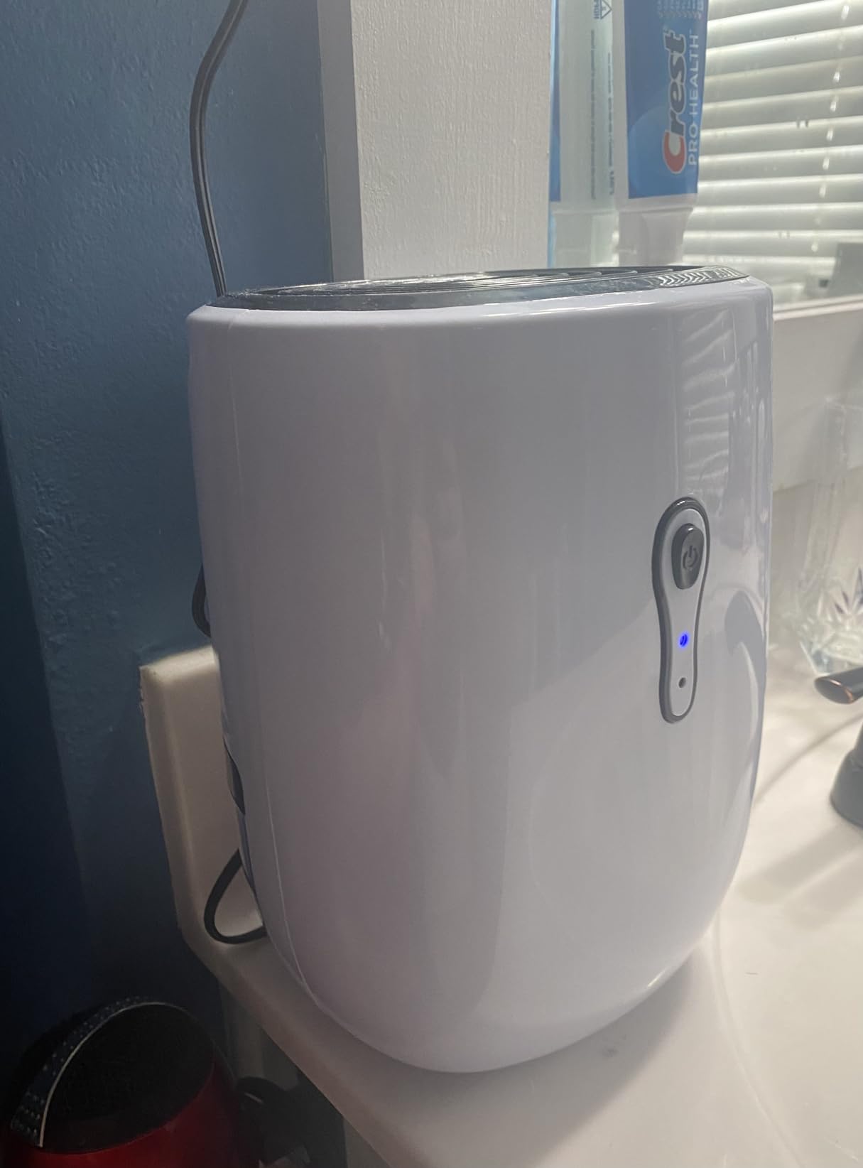 Dehumidifiers for Home 27oz(800ml) Small Auto Shut off Dehumidifiers with Drain Hose,Portable Ultra Quiet Mini Dehumidifier Effective for Bathroom, Basement, Garage, RV, Gun Safe, Closet customer photo 2