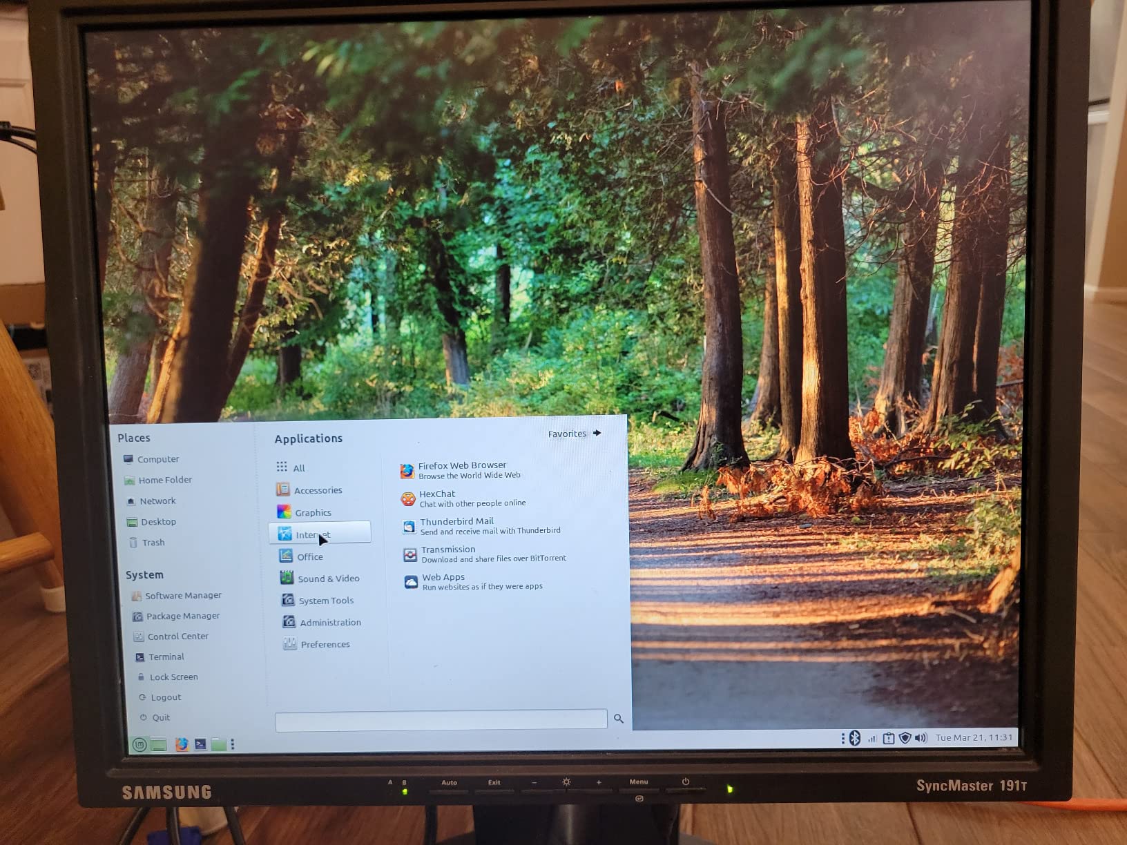 KAMRUI Pinova P2 AMD Ryzen 7330U Mini PC 16GB RAM 256GB SSD, Up to 4.3GHz, 4C/8T, 8MB L3 Smart Cache Mini Computers, Triple 4K Display for Home/Business Mini Desktop Computers customer photo 2