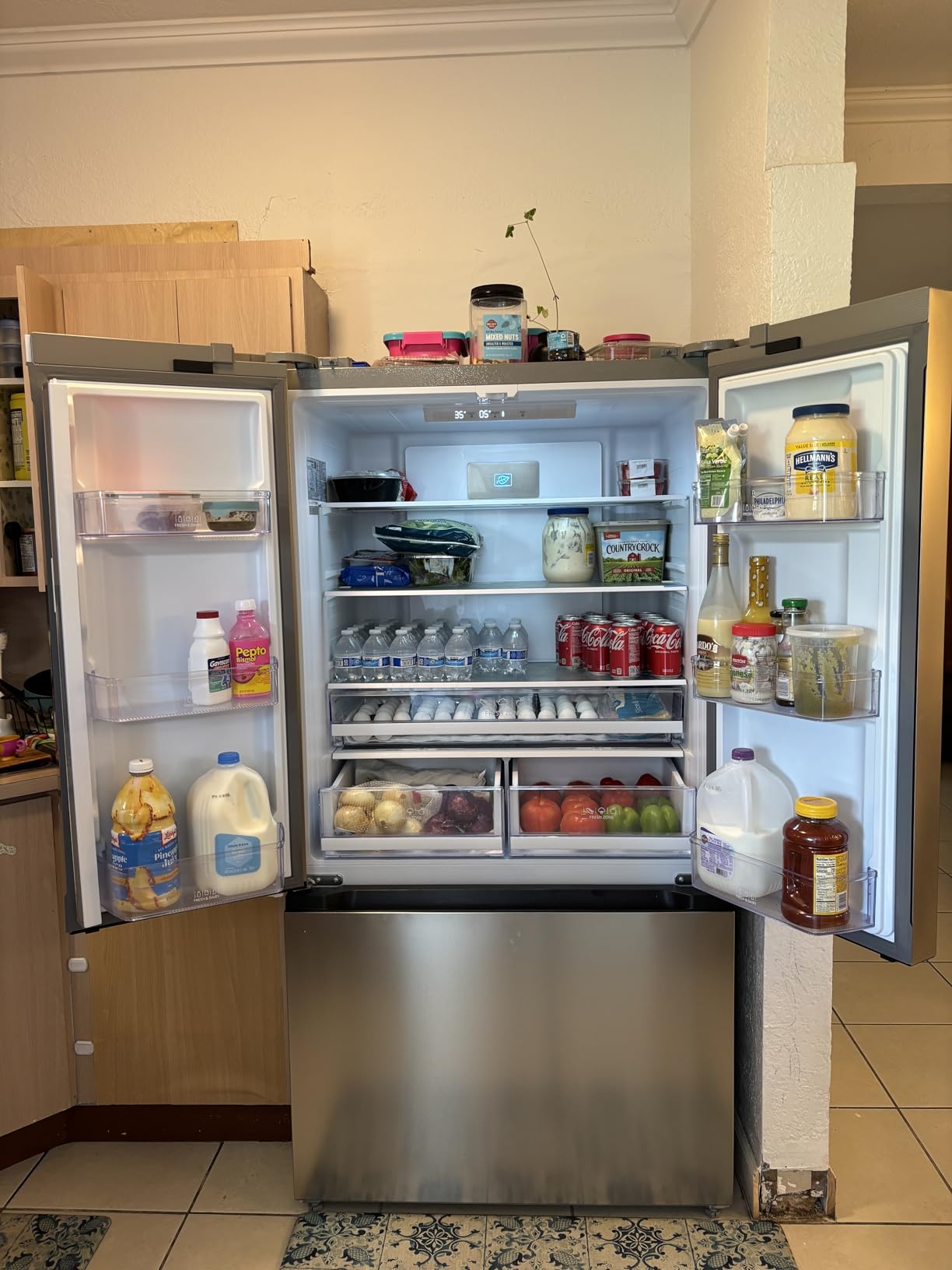 Hamilton Beach HBF1770 French Door Counter Depth Refrigerator with Freezer Drawer, 17.7 cu ft, Stainless Steel customer photo 2