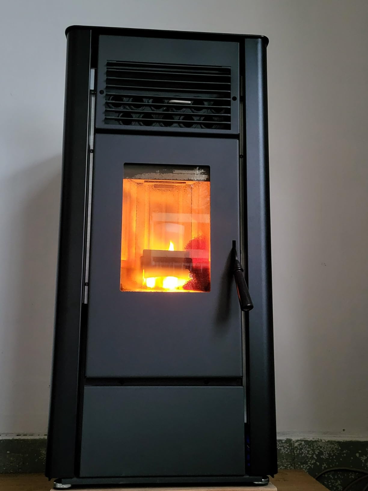 Freedom Stove PS21 Pellet Stove - Red | 24V Battery Backup Ready, Wi-Fi Enabled Controls, Stacked Tube Heat Exchanger, Smart Display & Remote, Custom Panels, DIY Friendly, 5-Year Warranty customer photo 2
