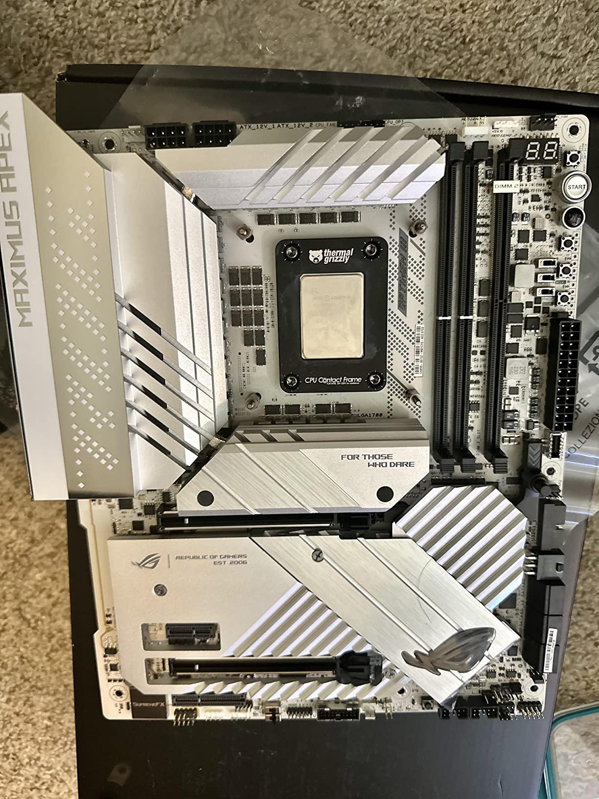 Intel Core i9-13900KS Desktop Processor 24 cores (8 P-cores + 16 E-cores) 36MB Cache, up to 6.0 GHz customer photo 1