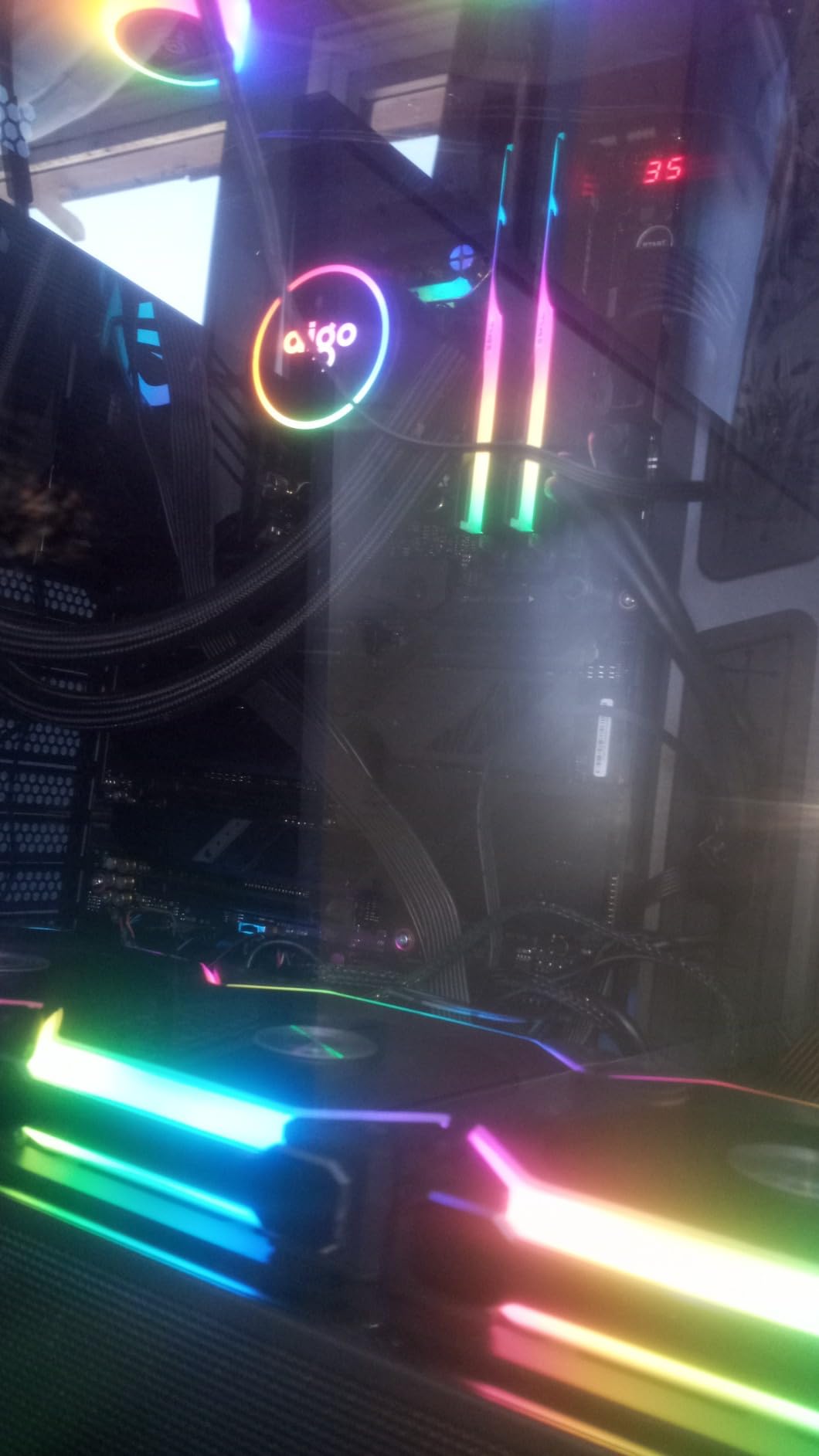 Intel Core i9-13900KS Desktop Processor 24 cores (8 P-cores + 16 E-cores) 36MB Cache, up to 6.0 GHz customer photo 2