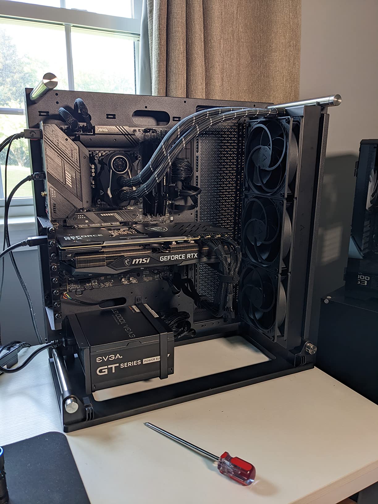 Intel Core i7-13700 Desktop Processor 16 cores (8 P-cores + 8 E-cores) 30MB Cache, up to 5.2 GHz customer photo 2
