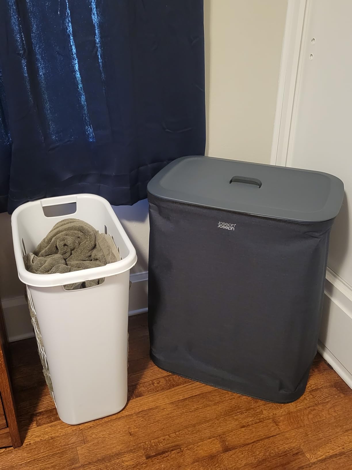Joseph Joseph Tota Trio 90 liter/23.8 gallon Laundry Hamper Separation Basket with lid, 3 Removable Washing Bags with Handles- Ecru customer photo 2