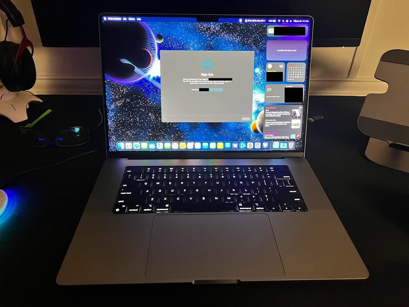 Apple 2023 MacBook Pro Laptop M2 Pro chip with 12-core CPU and 19-core GPU: 14.2-inch Liquid Retina XDR Display, 16GB Unified Memory, 1TB SSD Storage, Silver customer photo 2