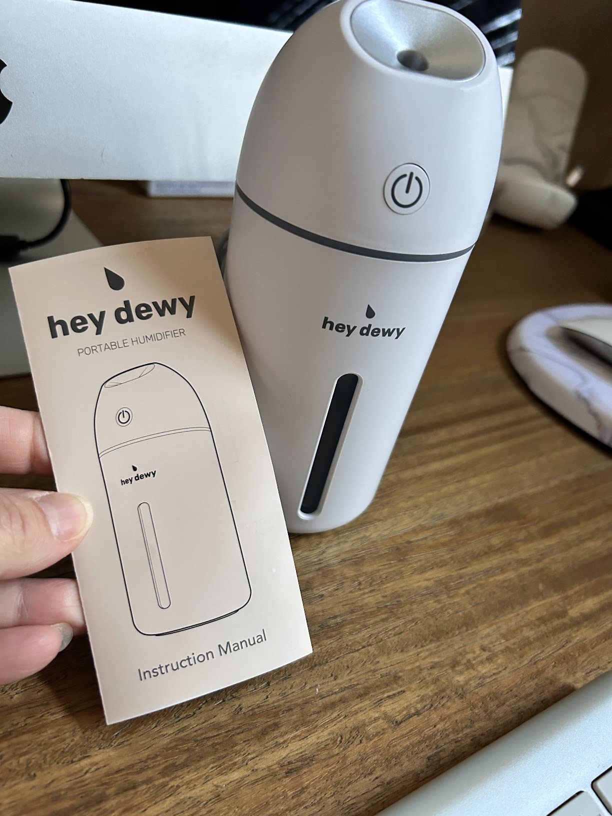 Hey Dewy Portable Facial Hydrating Cool Mist Humidifier (USB Wired Version) customer photo 2