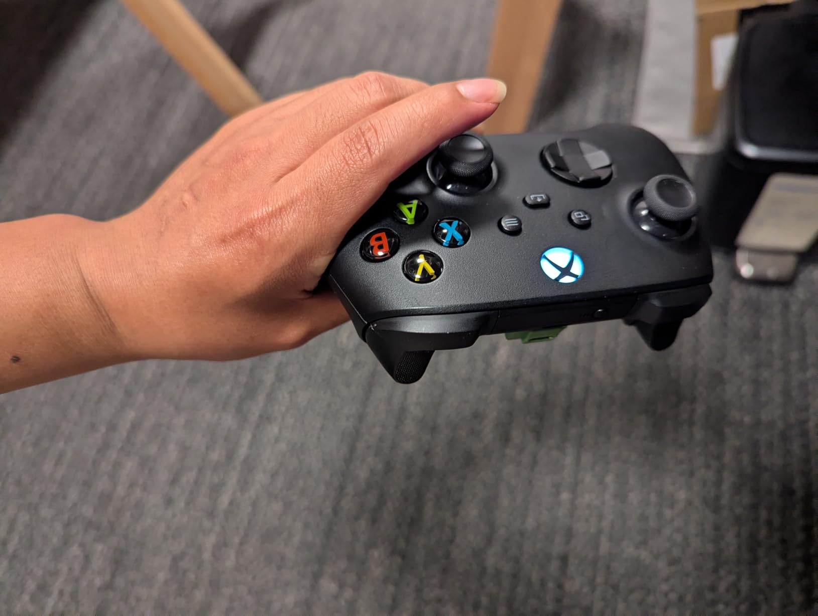 PowerA Play & Charge Kit for Xbox Series X|S and Xbox One - Green customer photo 2