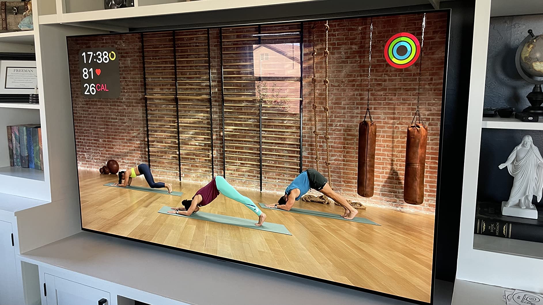 C3 Series 55-Inch Class OLED evo 4K Processor Smart Flat Screen TV for Gaming with Magic Remote AI-Powered OLED55C3PUA, 2023 with Alexa Built-in customer photo 1