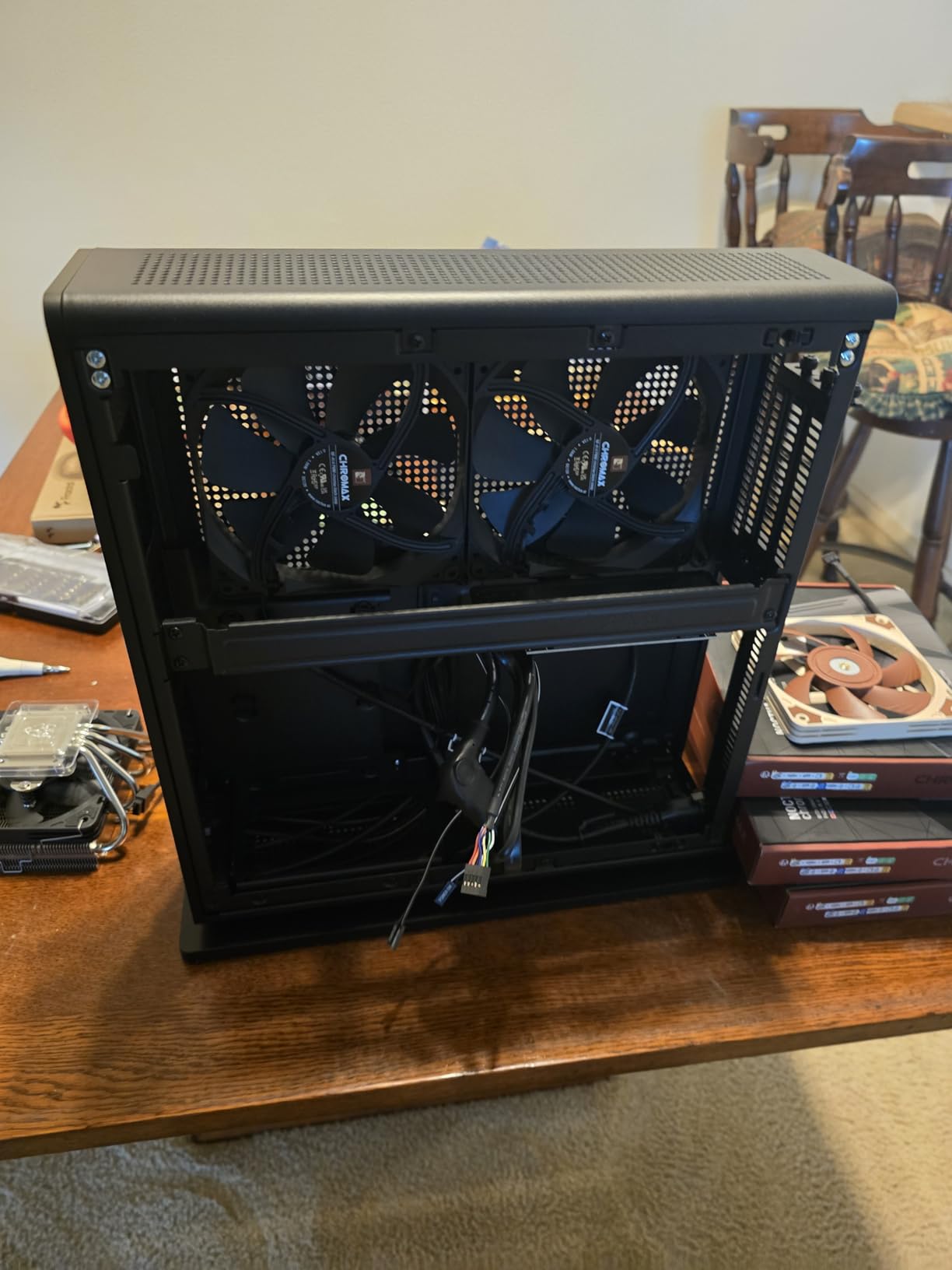 Fractal Design Ridge Black - PCIe 4.0 Riser Card Included - 2X 140mm PWM Aspect Fans Included - Type C USB - m-ITX PC Gaming Case customer photo 1