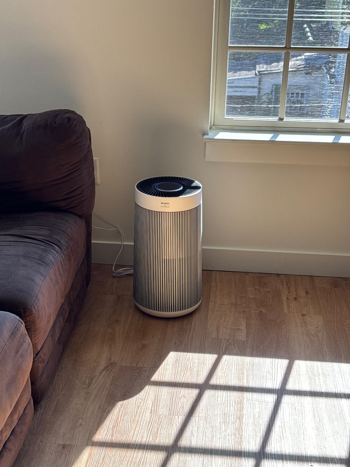 Winix T810 Air Purifier for Home Extra Large Room Up to 1968 Ft² in 1 Hr With Smart Wi-Fi, Air Quality Monitor, True HEPA, Carbon Filter and Auto Mode, Captures Pet Allergies, Smoke, Dust customer photo 2