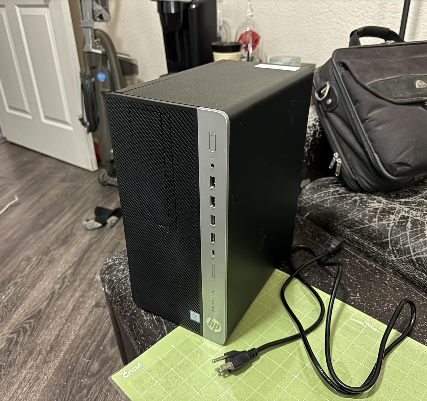 HP ProDesk 600G4 Tower Desktop Computer | Intel i7-8700 (3.4) | 32GB DDR4 RAM | 1TB SSD Solid State | Wi-Fi 5G + Bluetooth | Windows 11 | Home or Office PC (Renewed) customer photo 1