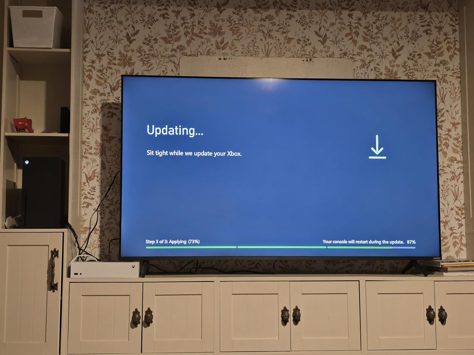 Xbox Series X Console (Renewed) customer photo 1