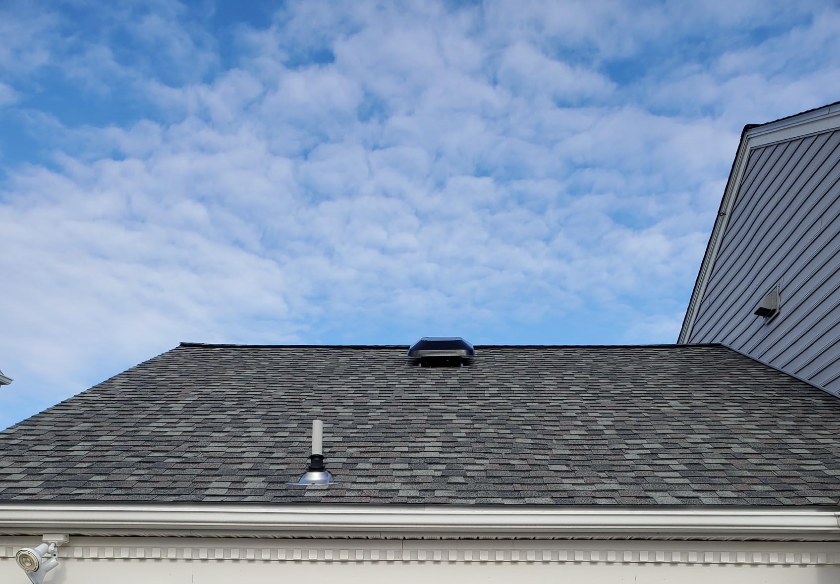 Quietcool AFR PRO-1.3 Roof Mount Attic Fan - 1266 CFM - Adjustable Thermostat - 20ft Power Cord - Plug-and-play - Two Speed customer photo 2