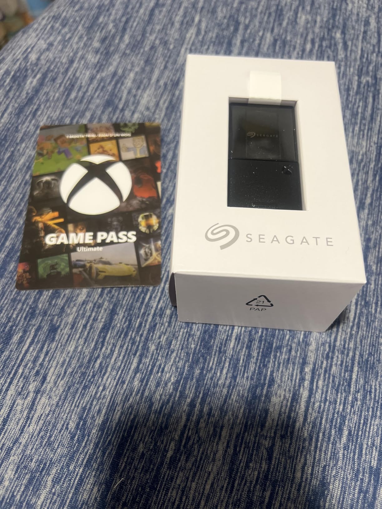 Seagate Storage Expansion Card for Xbox Series X|S 4TB Solid State Drive - NVMe Expansion SSD for Xbox Series X|S (STJR4000400) customer photo 2