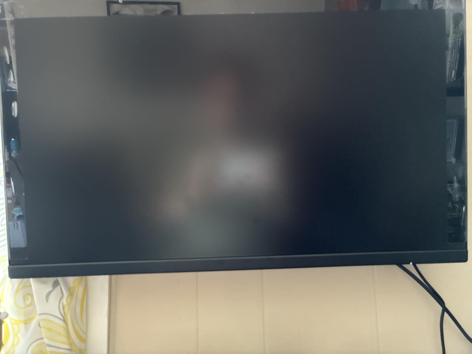 Amazon Basics 24 Inch (23.8 inch viewable) Monitor, FHD 1080P, Max 100Hz, VESA Compatible, Built-in Speakers, Black customer photo 2