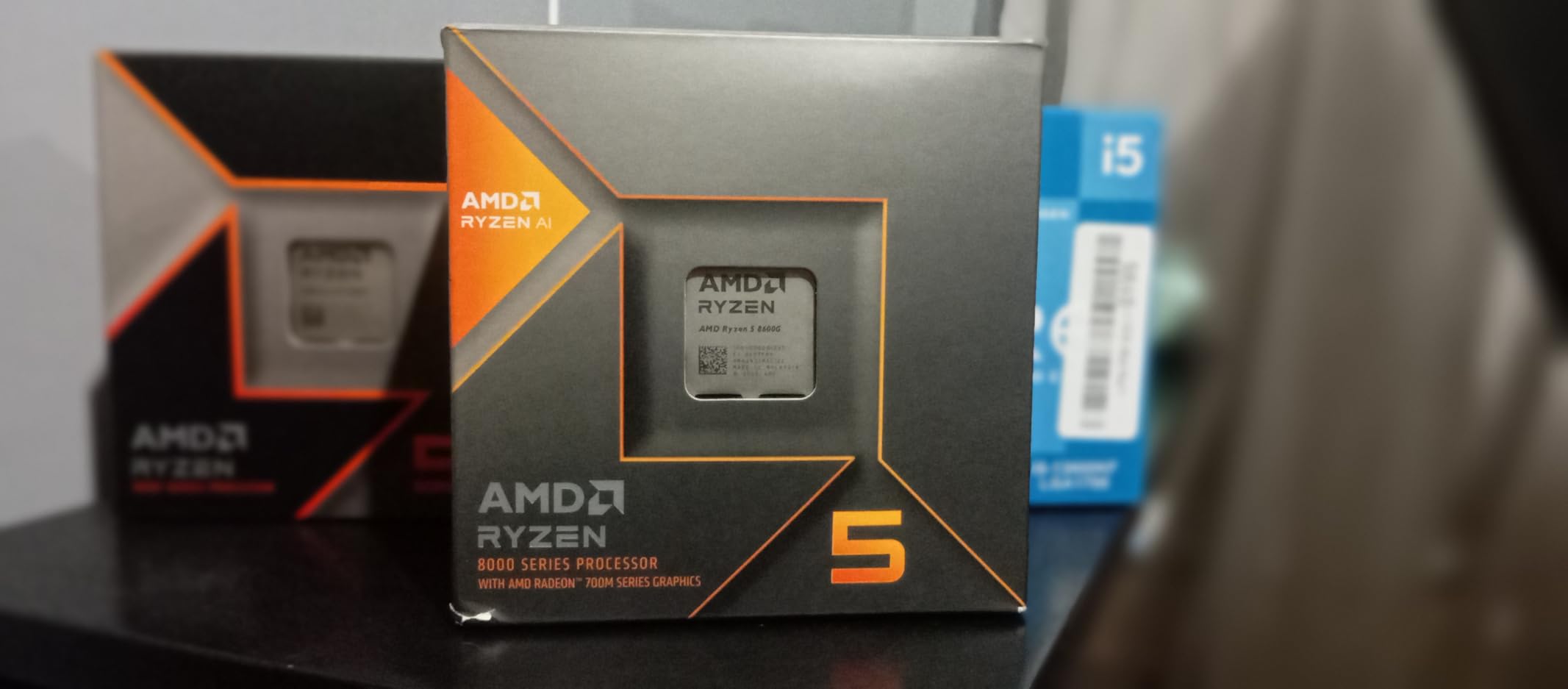 AMD Ryzen 5 8600G Desktop Processor customer photo 2