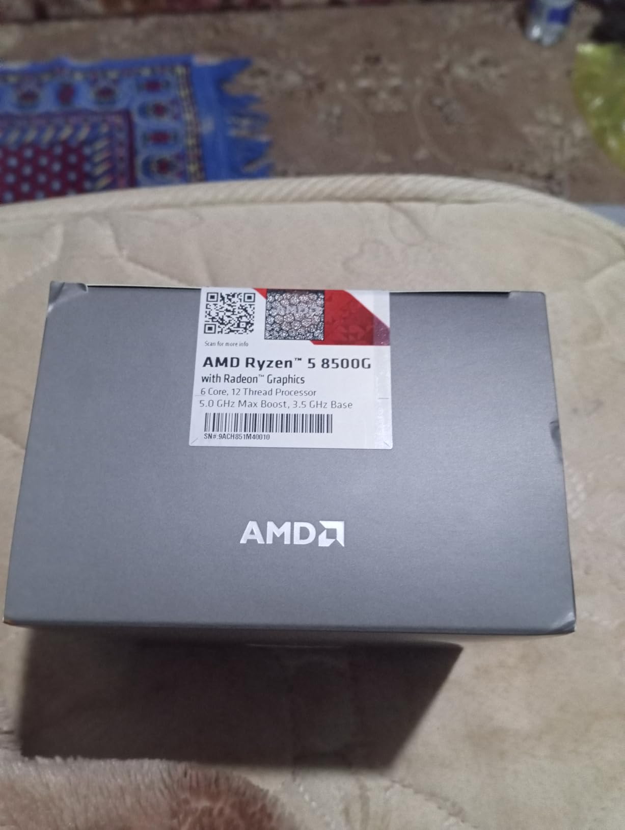 AMD Ryzen 5 8500G 6-Core, 12-Thread Desktop Processor customer photo 1