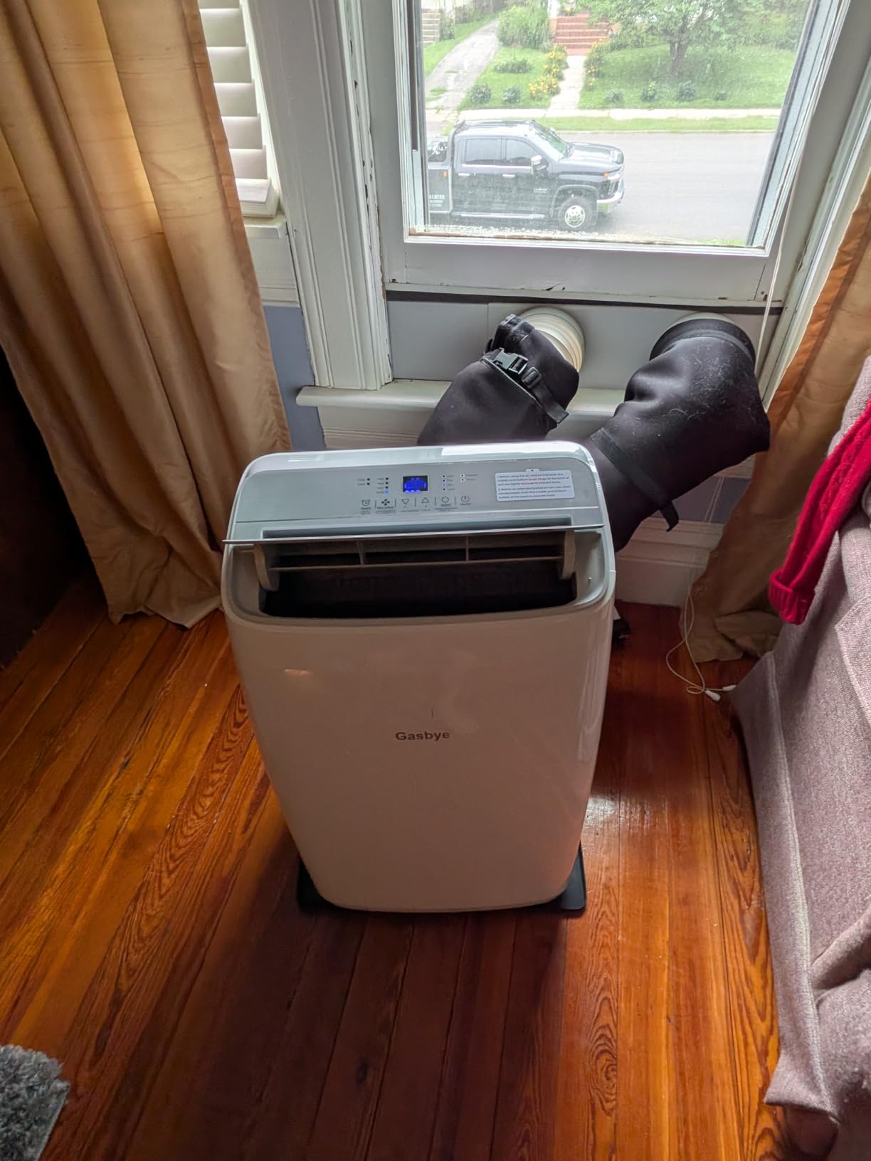 Gasbye Dual Hose Portable Air Conditioner, [2026 Upgraded] Full DC Inverter Compressor, Energy-Saving 13.6 CEER, Low Noise (45dB), Cools Room up to 500 Sq.Ft., Backlit Remote Control, 14,000BTU, Black customer photo 2