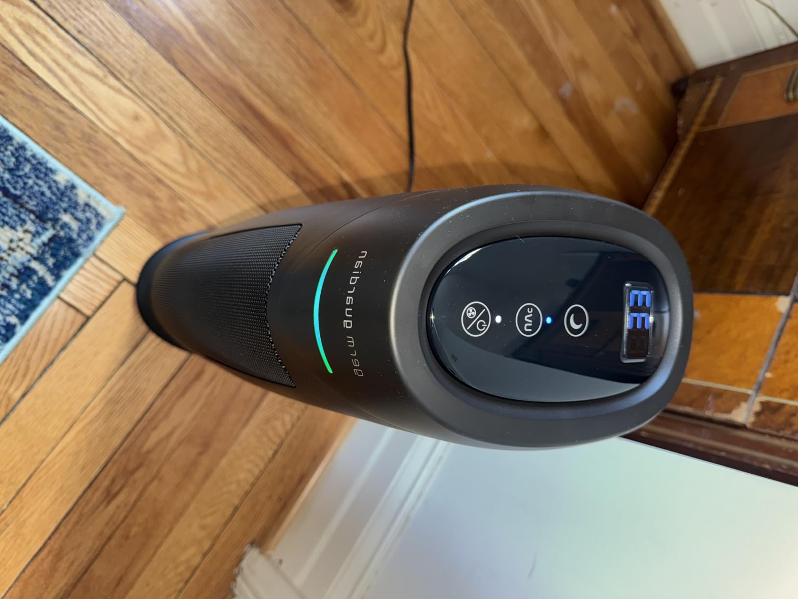 GermGuardian HEPA Indoor Large Room Air Purifier for Home - Pet Dander, Dust, Pollen, Smoke, and Odors in Bedroom, Office, and Kitchen - Air Quality Monitor and UV-C Light Combo - Black customer photo 2