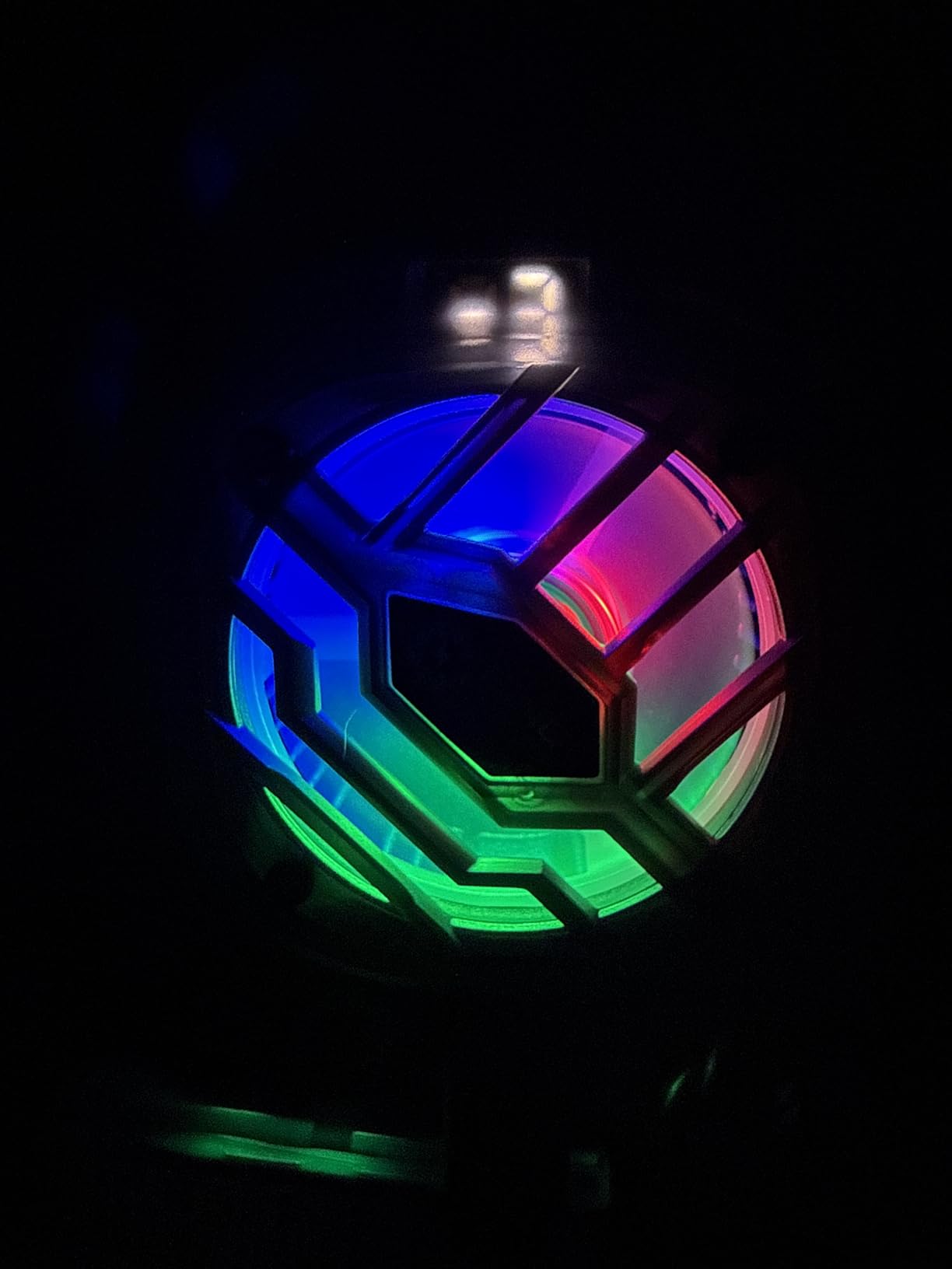 CHONCHOW Magnetic Cell Phone Cooler, RGB Phone Cooling Fan Portable Lightweight Mobile Phone Cooling Fan, Phone Radiator with Larger Cooling Area for Phone/Tablet/iPad (with Digital displays) customer photo 2