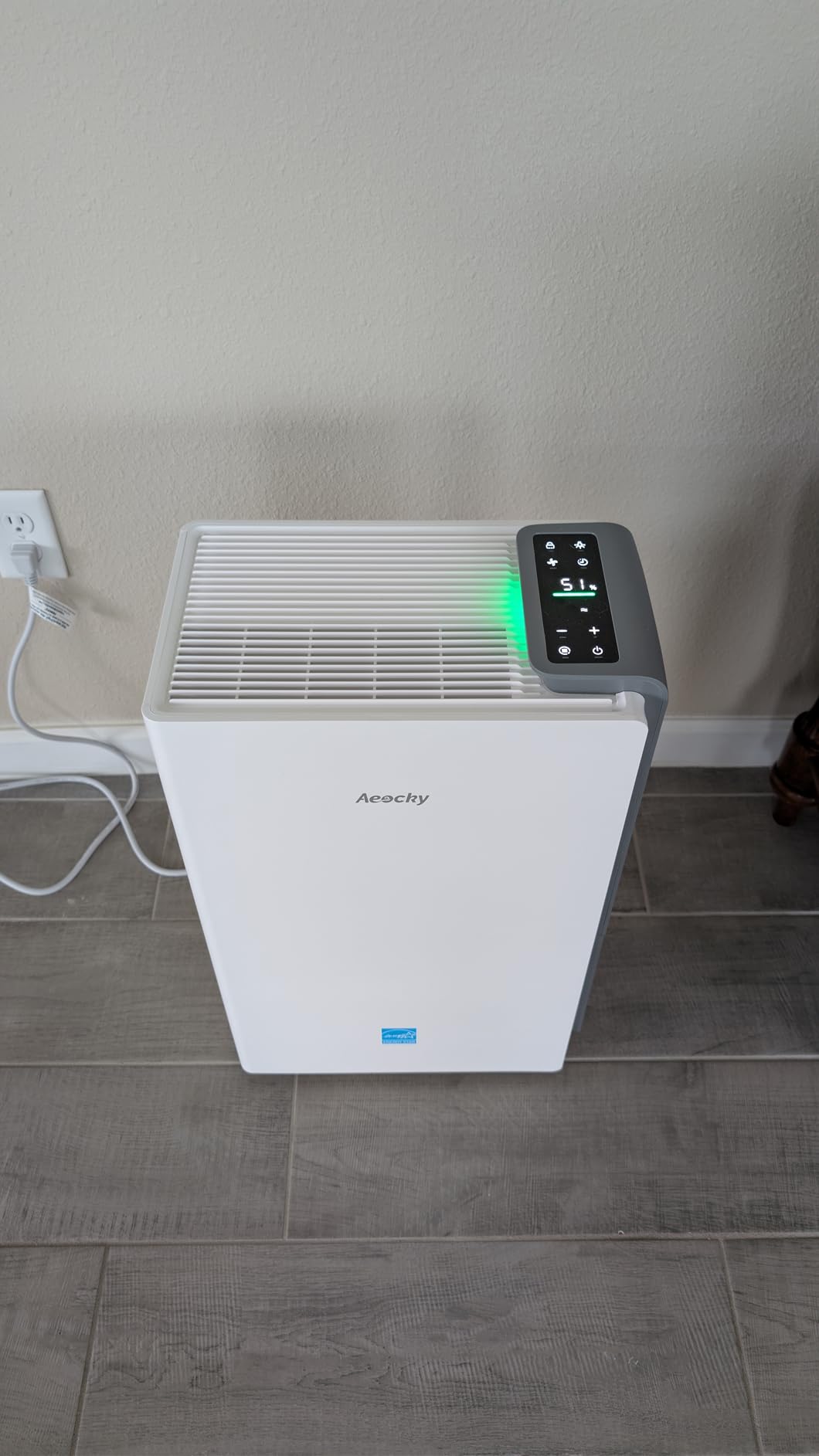AEOCKY 4500 Sq.Ft Energy Star Most Efficient 2025 Dehumidifier, Max 80 Pint/Day Smart Compressor Dehumidifier with Drain Hose, Intelligent Humidistat,for Basement,Bedroom,Home,Bathroom customer photo 2