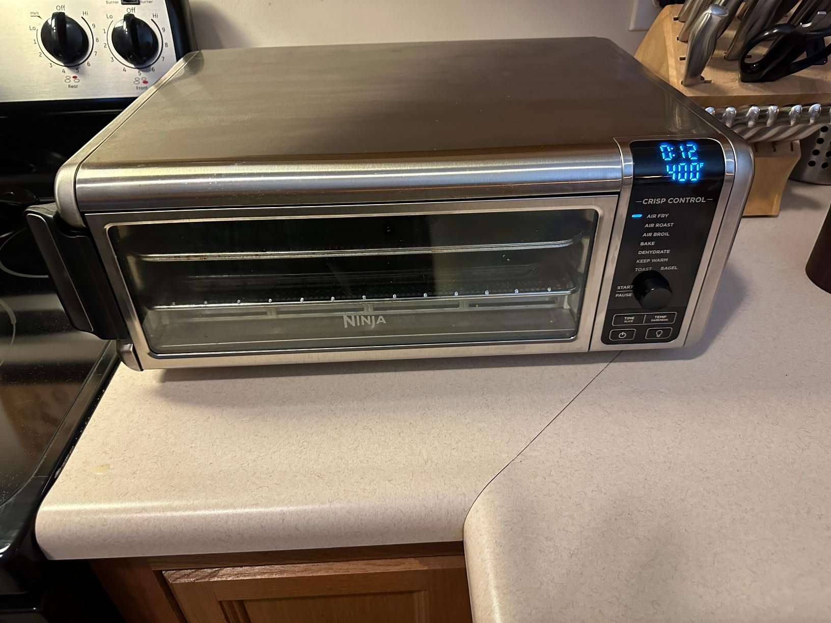 Ninja Air Fryer Toaster Oven Combo, 8-in-1, Flip Up & Away for Storage, 1800 Watt, Stainless Steel, SP151 customer photo 2