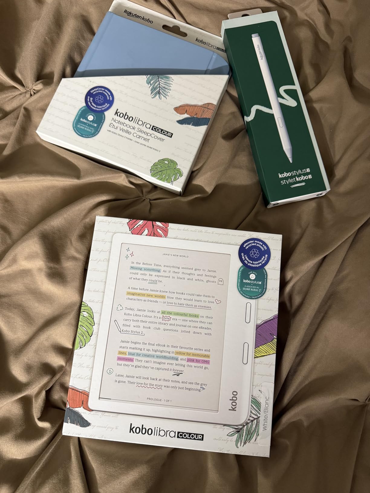 Kobo Libra Colour eReader 7 inch Glare-Free Colour E Ink Kaleido 3 Display Dark Mode Option Audiobooks Waterproof customer photo 2