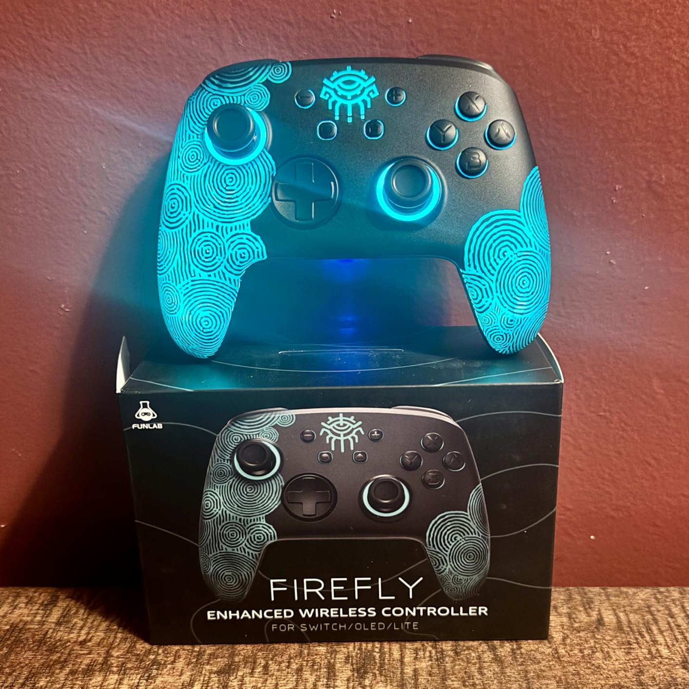 FUNLAB Switch Pro Controller Wireless Compatible with Nintendo Switch 2/OLED/Lite, Firefly Bluetooth Remote Gamepad with Hall Effect Joysticks/RGB 7 LED Colors/Paddle/Turbo/Motion Control - White customer photo 1