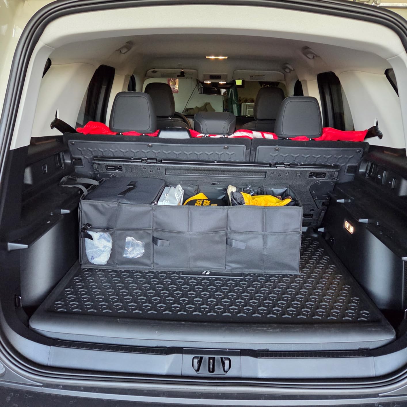 HOTOR Trunk Organizer, Sturdy Foldable with Cooler for Car & SUV, 3 Compartments, Black, 30.90