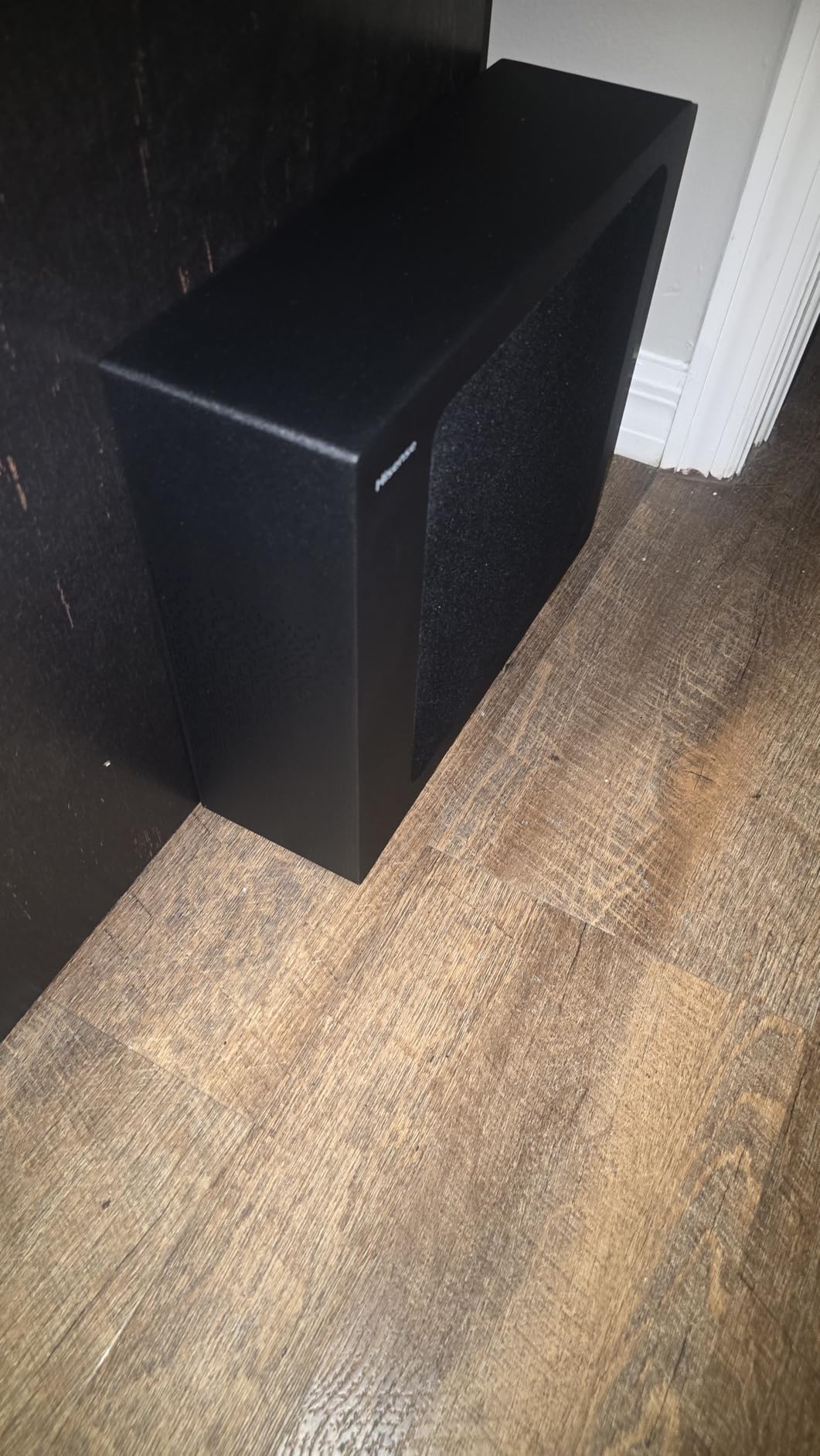 Hisense HS5100 5.1Ch Sound Bar with Wireless Subwoofer, 540W, Dolby Digital Plus, Bluetooth 5.3, EzPlay, Roku TV Ready, DTS: X, HDMI/AUX/ARC/Optical/USB customer photo 2
