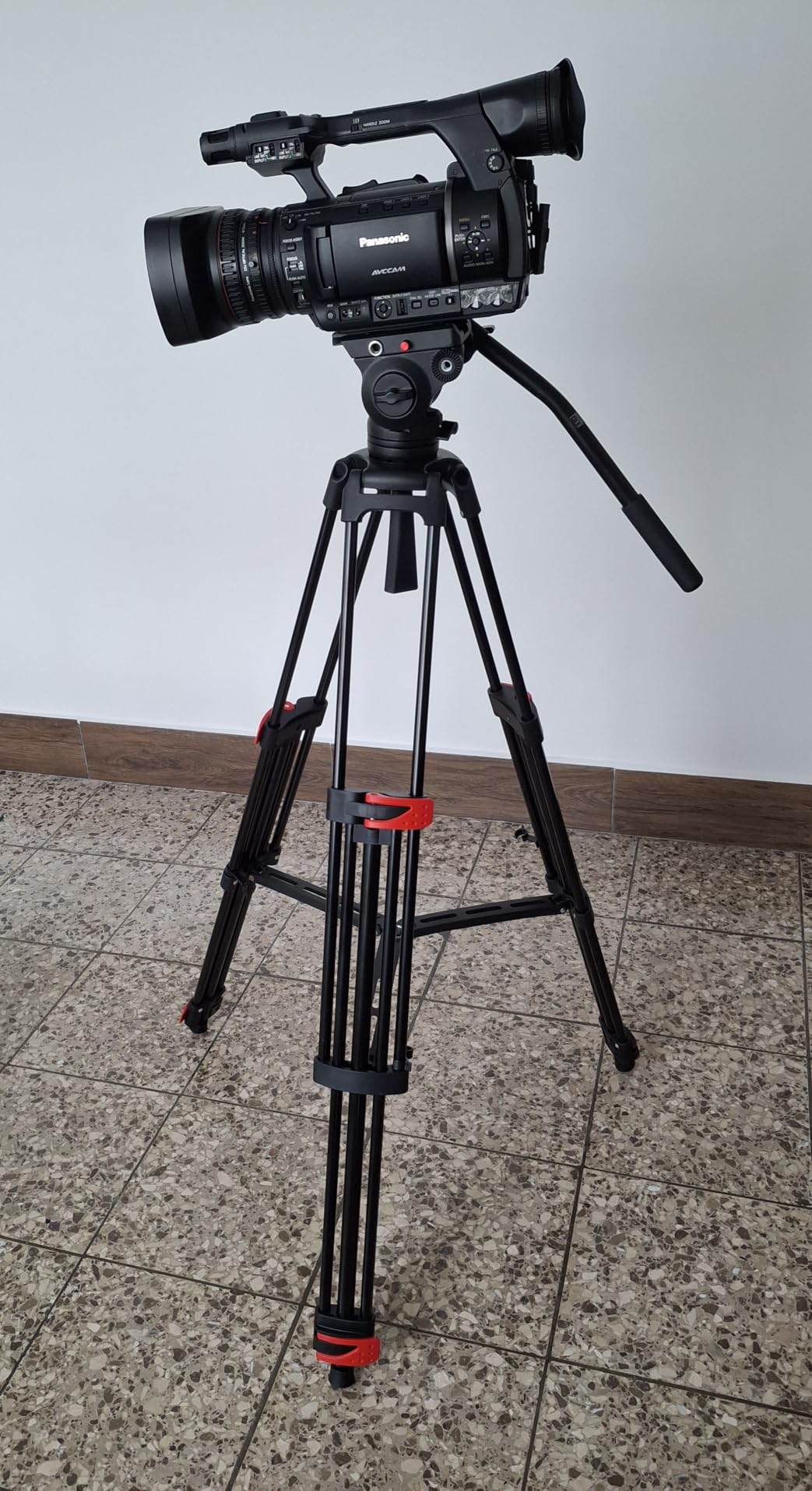 NEEWER Basic 74