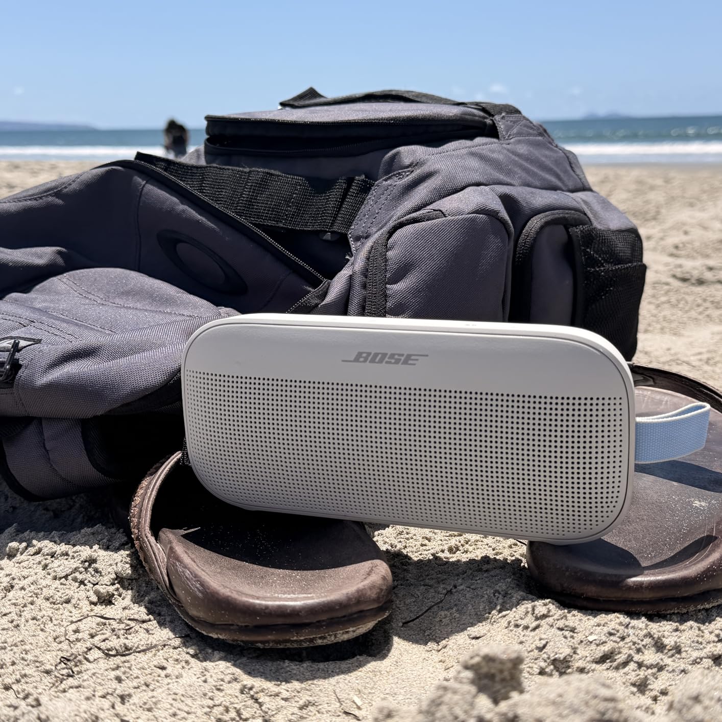Bose SoundLink Flex Bluetooth Speaker (2nd Gen) - Portable Outdoor Speaker with Hi-Fi Audio, Waterproof and Dustproof, USB-C, Up to 12 Hours Battery Life, Black customer photo 1