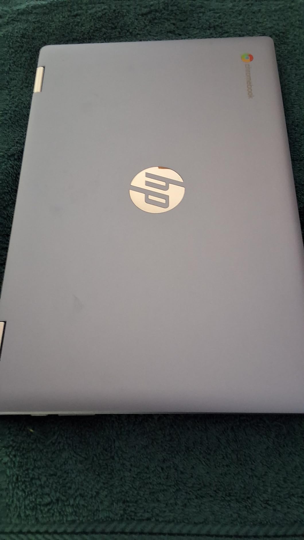 HP 14 2-in-1 Chromebook 14in FHD Intel CPU 4GB 64GB Storage (14b-Renewed) customer photo 1