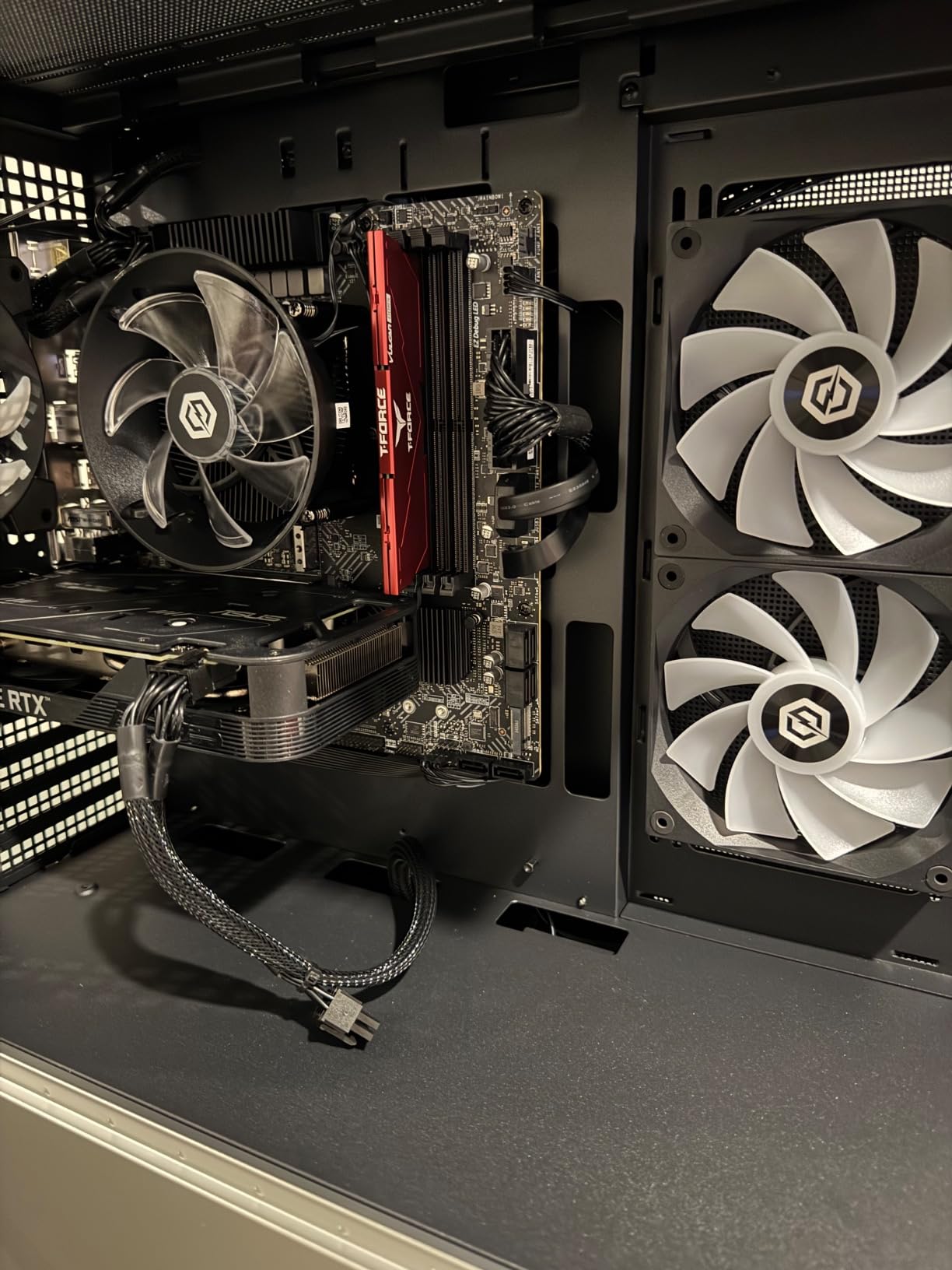 CyberPowerPC Gamer Xtreme VR Gaming PC, Intel Core i5-13400F 2.5GHz, GeForce RTX 4060 8GB, 16GB DDR5, 1TB PCIe Gen4 SSD customer photo 2
