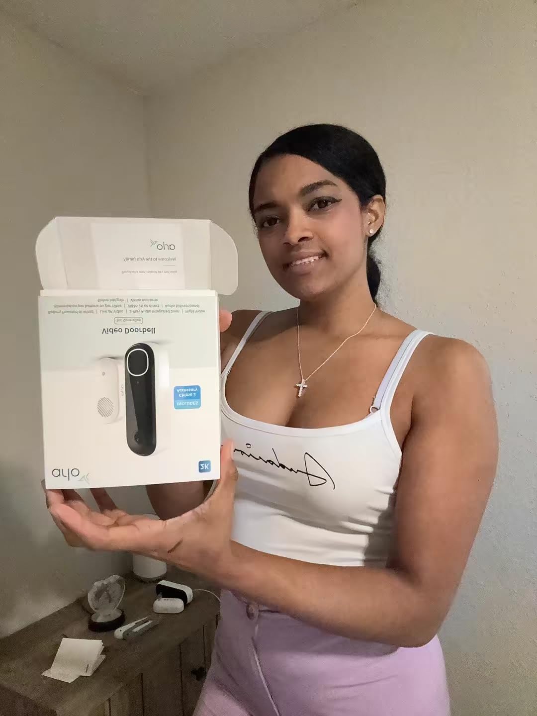 Arlo Video Doorbell 2K + Chime 2 (2nd Gen, Latest Release), Wireless or Wired Option, 2-Way Audio, Night Vision, Head to Toe View, Package Detection, Person and Vehicle Recognition, 1-Month Secure Plan customer photo 1
