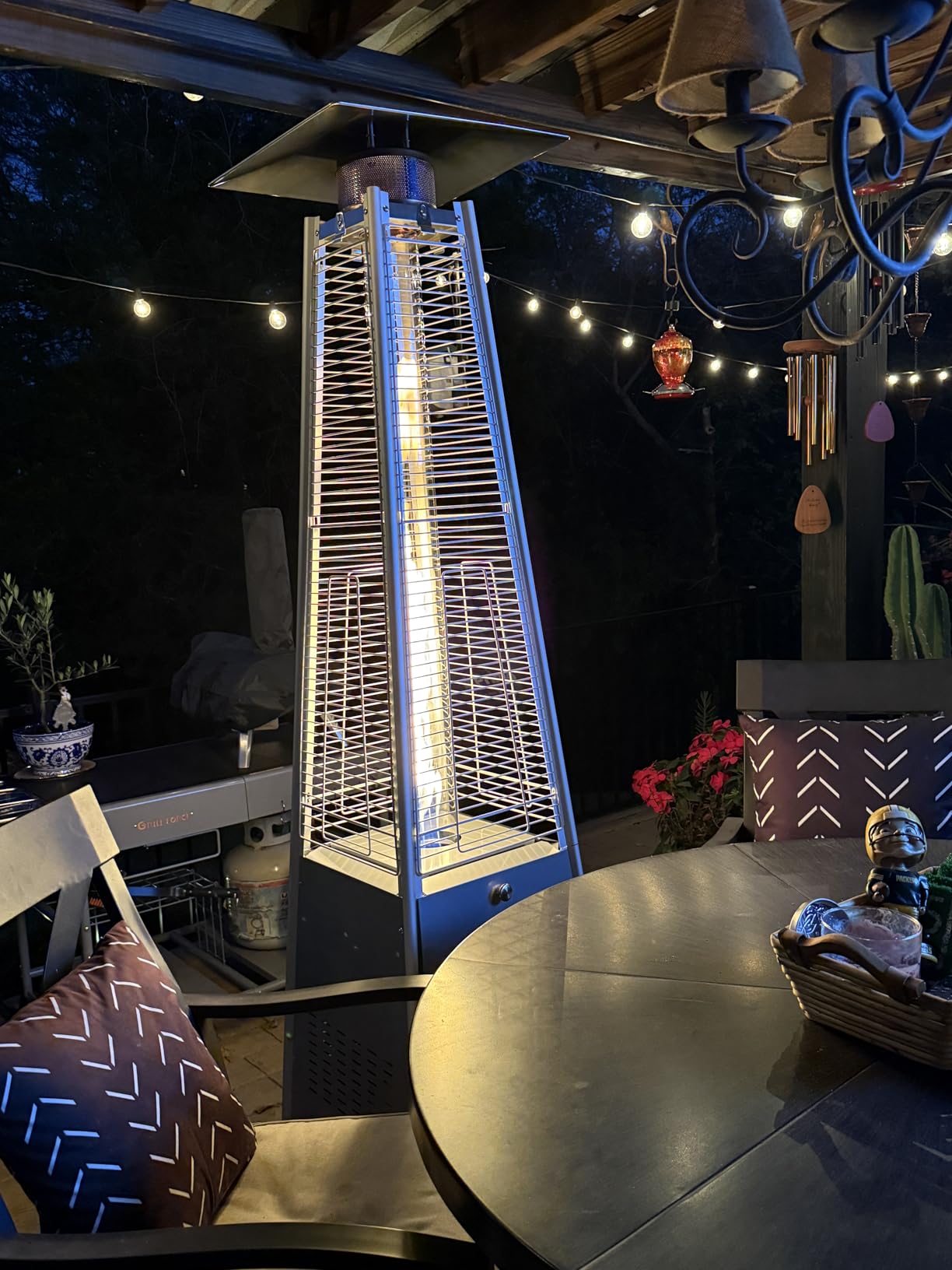 VEVOR Patio Heater for Outdoor Use, 48000BTU Pyramid Propane Heater w/Wheels, Quartz Glass Tube Outdoor Patio Flame Heater for Patio, Party, Backyard, Garden, Decoration, Hammered Bronze customer photo 2