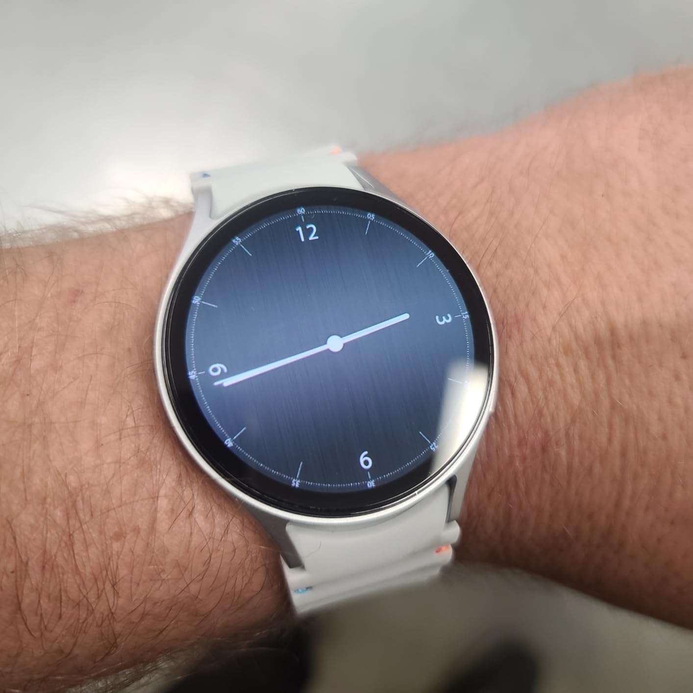 SAMSUNG Galaxy Watch7 44mm L310N GPS (Renewed) customer photo 1
