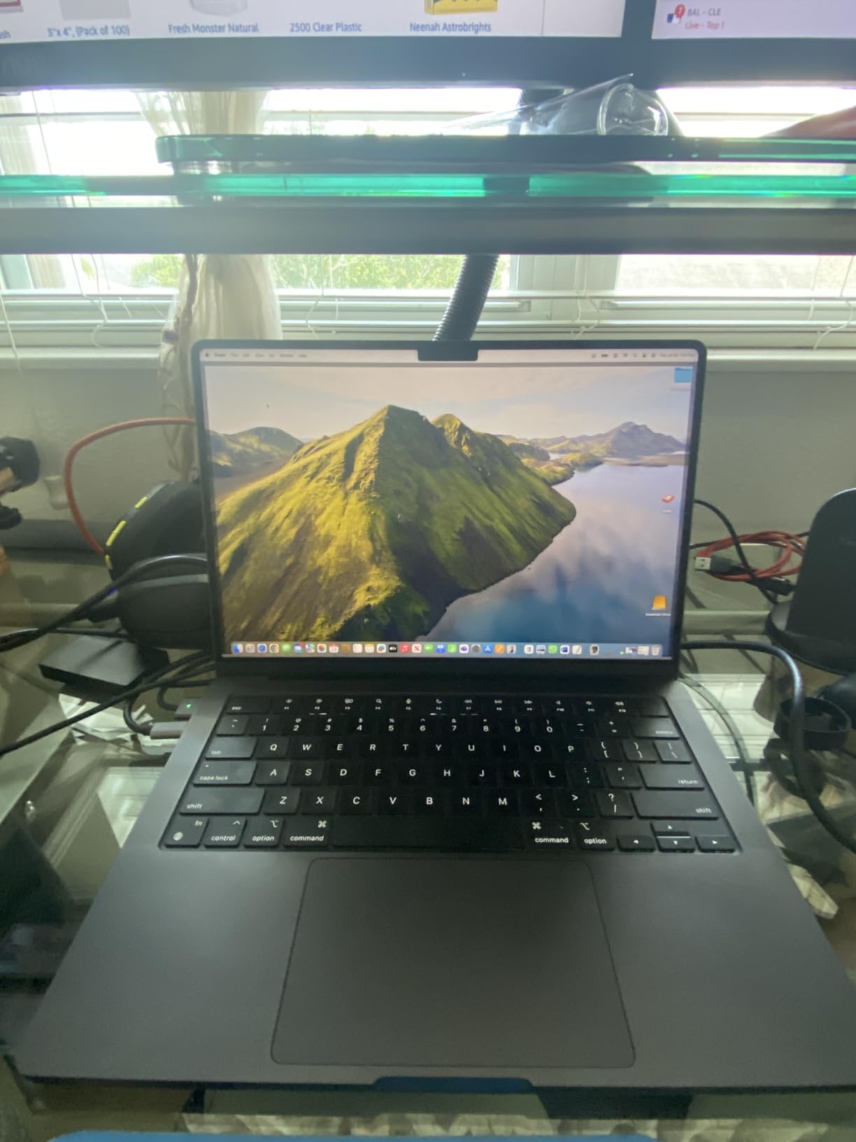Apple 2024 MacBook Pro Laptop with M4 Pro, 12-core CPU, 16-core GPU: Built for Apple Intelligence 14.2-inch Liquid Retina XDR Display, 24GB Unified Memory, 512GB SSD Storage; Space Black customer photo 1