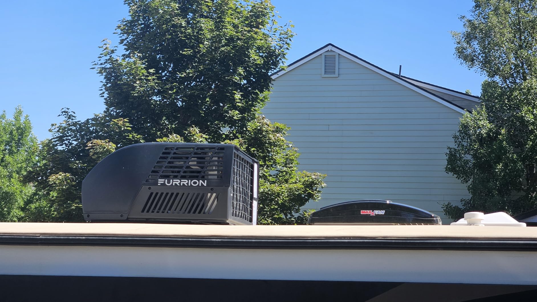 Furrion Chill Cube 18k BTU Variable Speed RV Rooftop Air Conditioner, White, Ducted, R32 Refrigerant, Quiet High-Efficiency AC with Turbo Cool Mode, Lightweight, AC Unit Only - FACR18VSSA-BL-AM customer photo 1