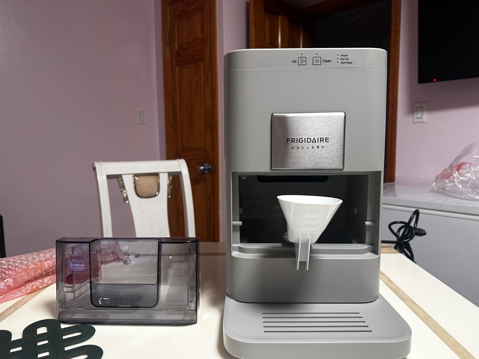 Frigidaire, EFIC240 Countertop Artisanal Sphere Ice Machine, Transparent Window, Gourmet Ice Maker, 84 Sphere per Day Capacity, Auto Self Cleaning Ice Making Machine (Grey) customer photo 1