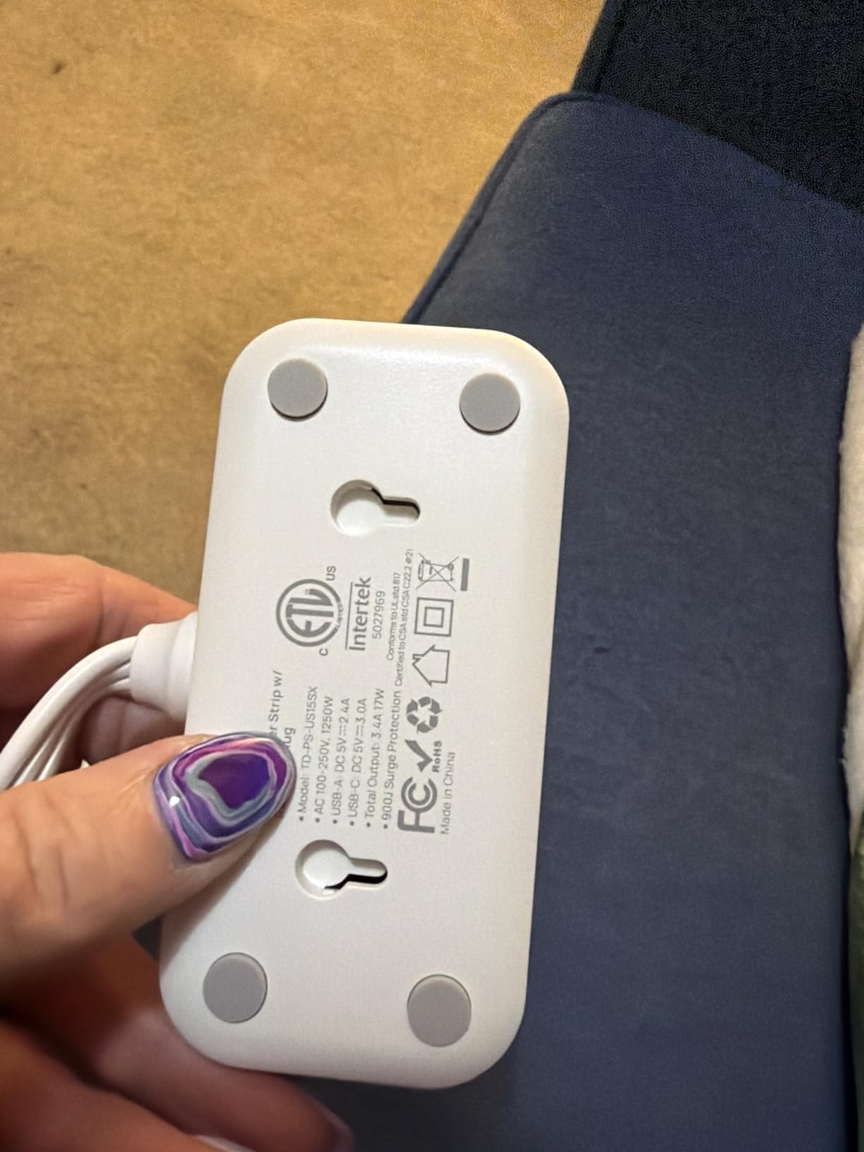 TROND 360 Rotating Flat Plug Power Strip, 5FT Extension Cord with 4 USB Ports, 4 Wide Spaced AC Outlets, Wall Mount, 900J Surge Protector for Office Travel Dorm Room Essentials, White customer photo 2
