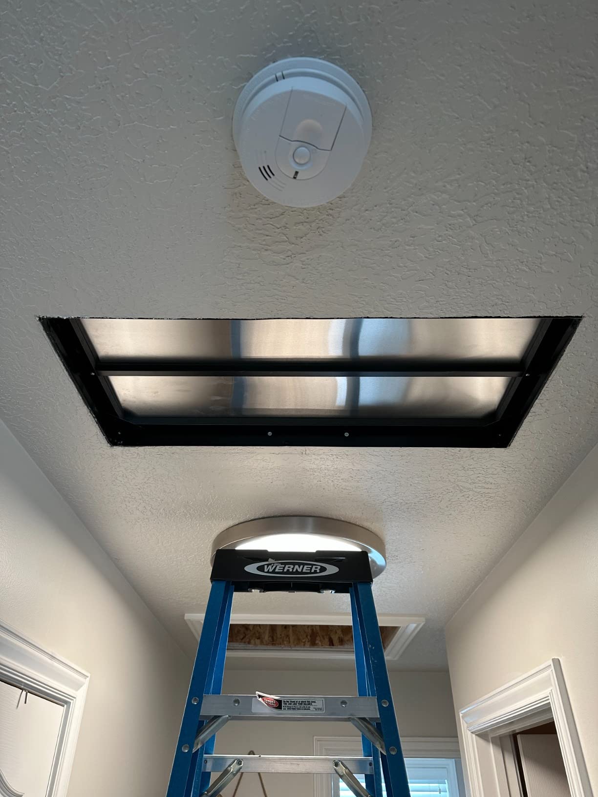 Quietcool QC ES-4700 RF Energy Saver Advanced Whole House Fan with Wireless Control - Up to 4195 CFM - As low as 75 watts - Two Speed - Covers up to 2,098 SQFT - 10 Year Warranty - Removable Grille customer photo 1
