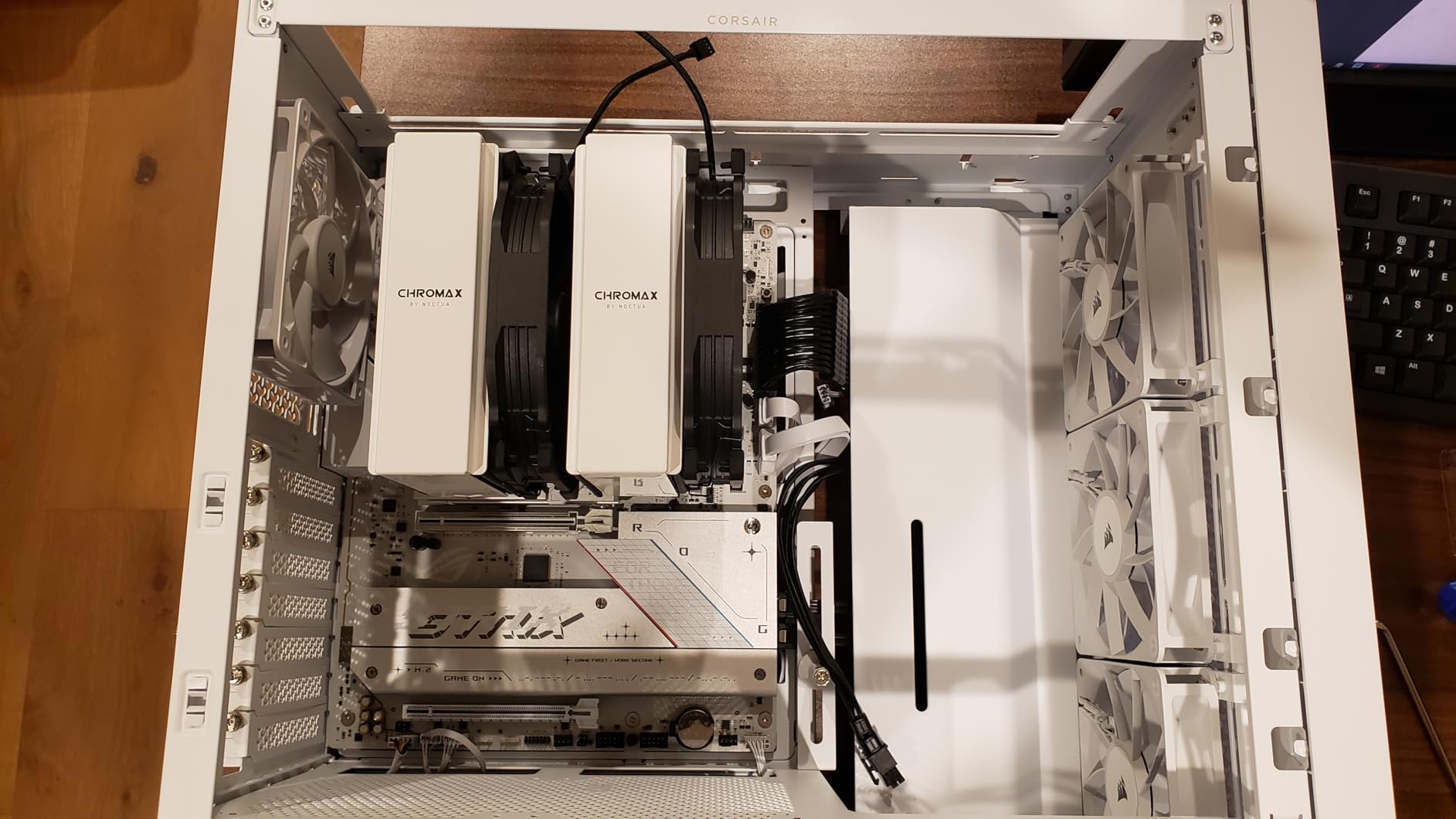 ASUS ROG Strix B850-A Gaming WiFi AMD AM5 B850 ATX Motherboard, 14+2+2 Power Stages, DDR5 AEMP, WiFi 7, 4X M.2, PCIe 5.0 customer photo 1