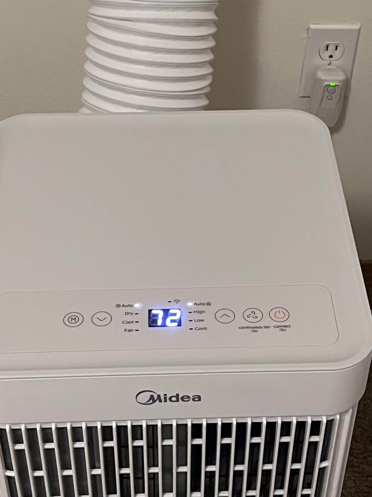 8,500 BTU ASHRAE (5,000 BTU SACC) Portable Air Conditioner, Smart Control, Cools up to 150 Sq. Ft., with Dehumidifier & Fan mode, Easy- to-use Remote Control & Window Installation Kit Included customer photo 2