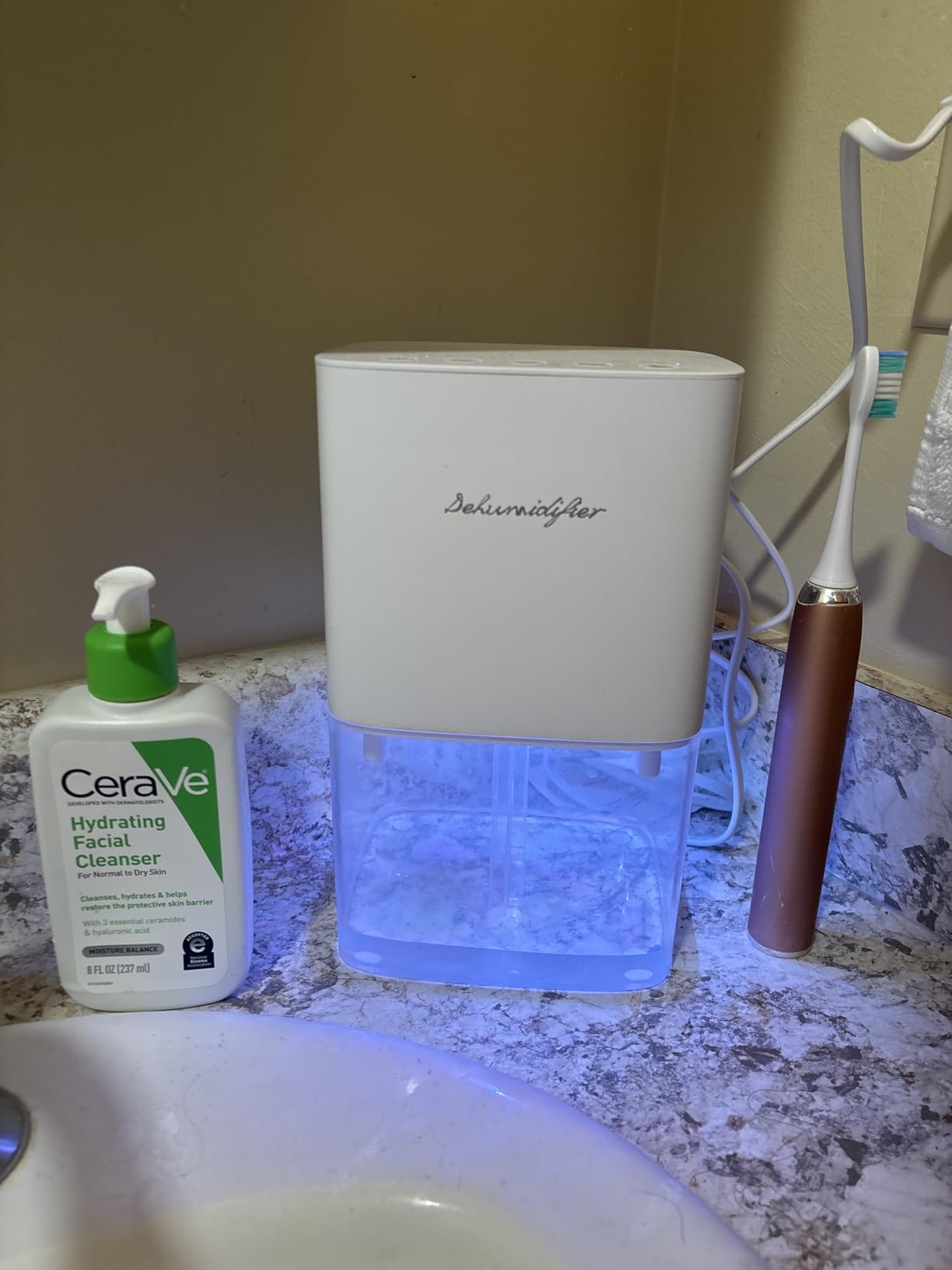 Dehumidifier 1657ML 58OZ Small Dehumidifier for Home 230 Ft² Safety Dehumidifiers Adjustable 10 Color Lights 5 Timers 3 Setting Modes Auto Shut Off Protection Low Noise For Bedroom Bathroom customer photo 2
