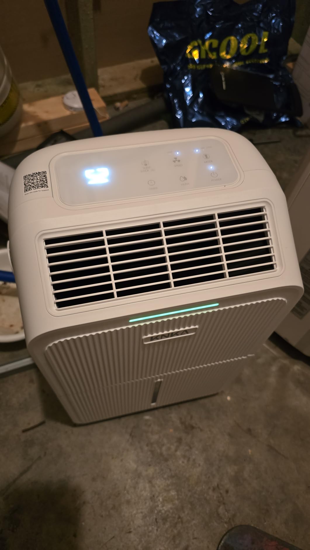 KNKA 2500 Sq.Ft Dehumidifier for Basement with Drain Hose Max 34 Pints, Dehumidifiers for Home, Bedroom, Bathroom, Large Room, Three Modes, Intelligent Humidity Control, Dry Clothes, 24HR Timer customer photo 1