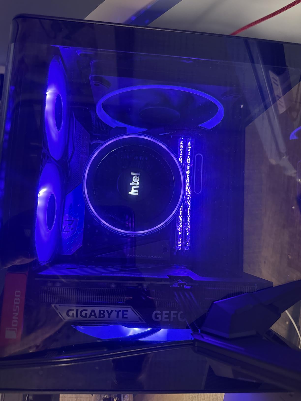 Intel Core Ultra 9 Desktop Processor 285 24 cores (8 P-cores + 16 E-cores) up to 5.6 GHz customer photo 1