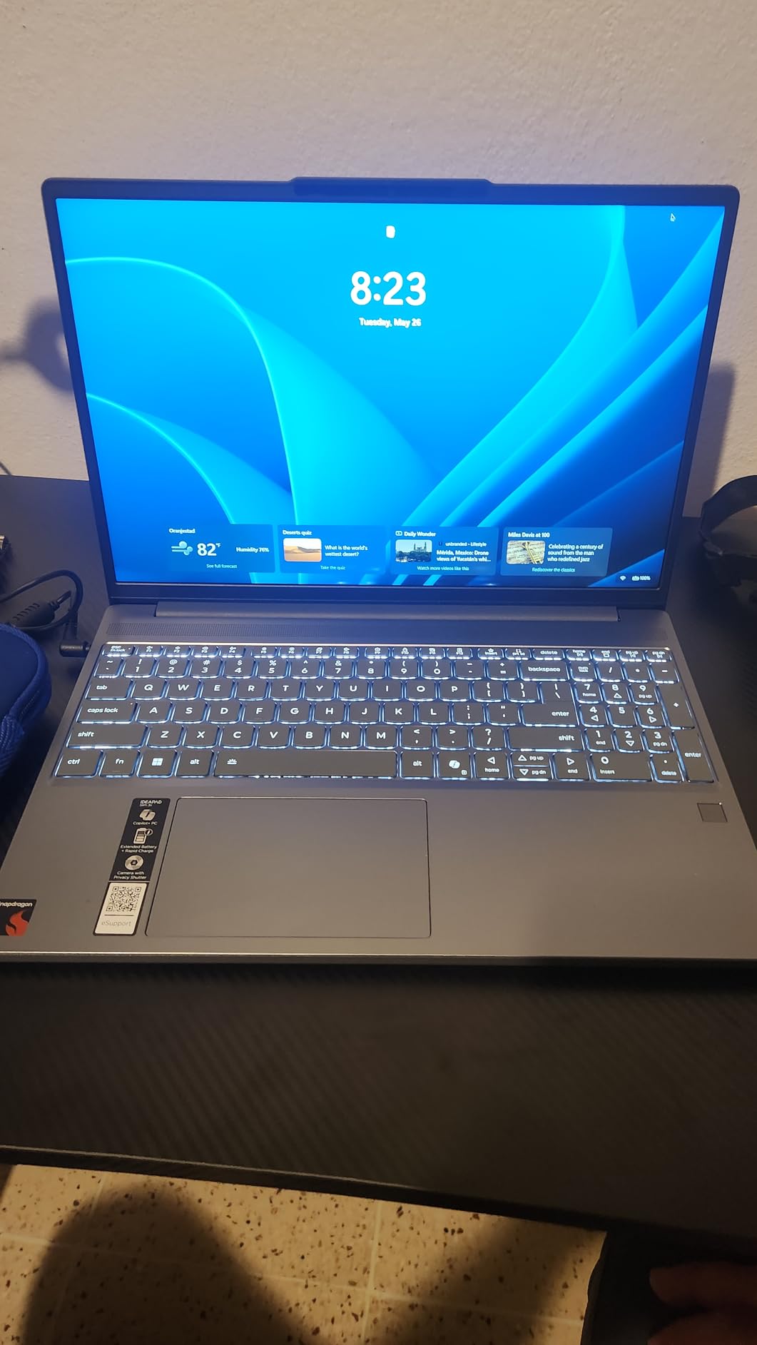 Lenovo IdeaPad Slim 3X - 2025 - Everyday AI Laptop - Copilot+ PC - 15.3
